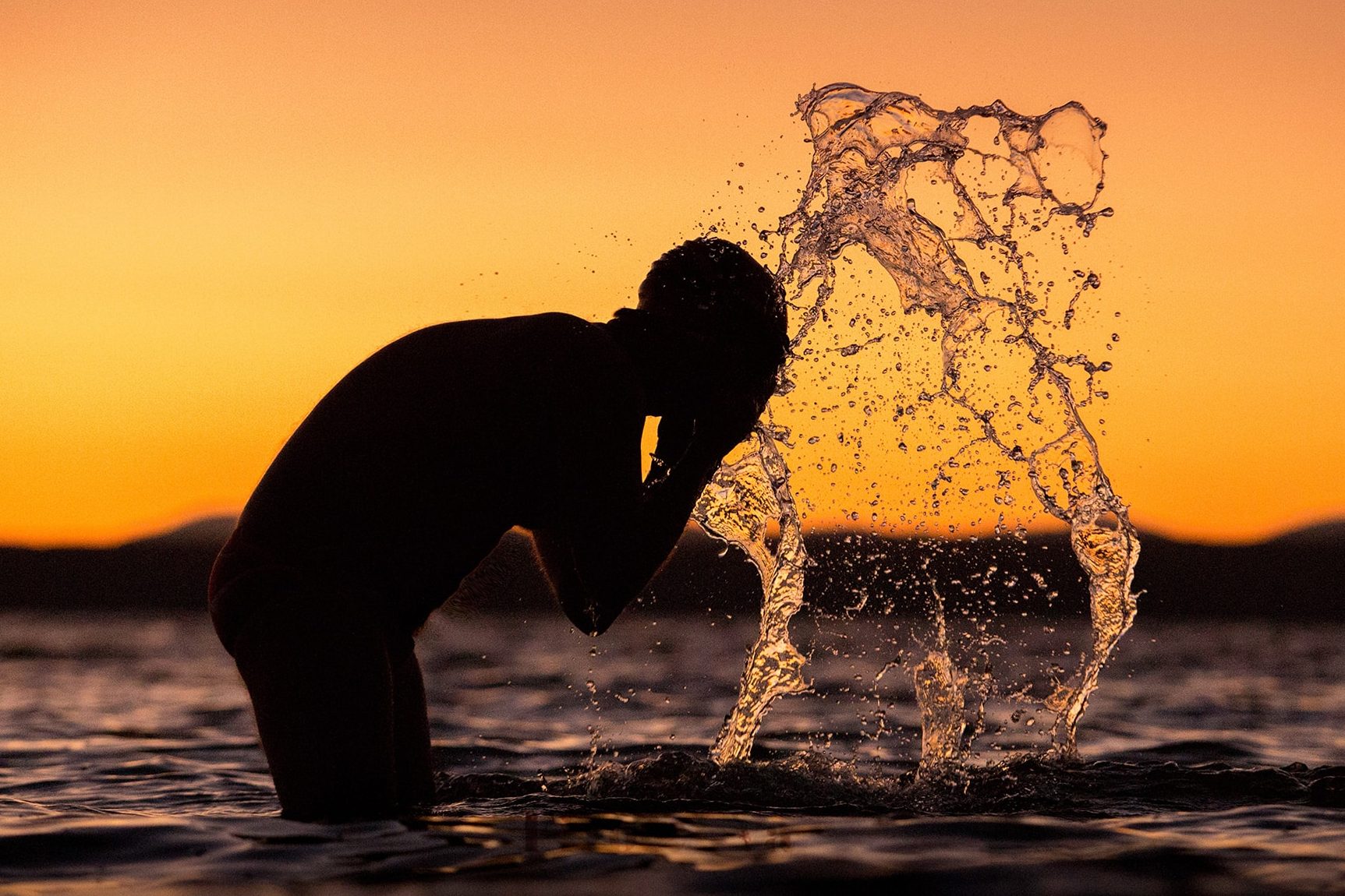 L'acqua nelle religioni del mondo, simbolo e significato L'acqua nelle religioni del mondo, simbolo e significato