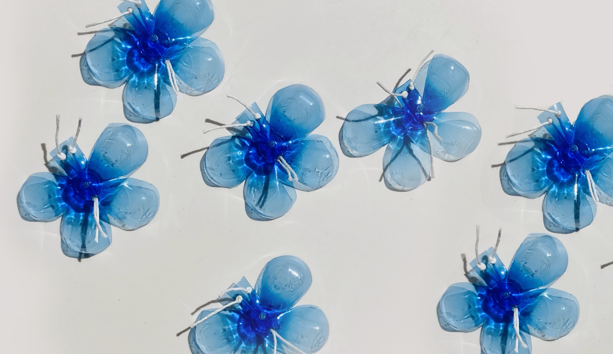 farfalle fai da te con la plastica