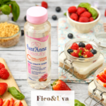 dessert in barattolo con frutti rossi e basilico