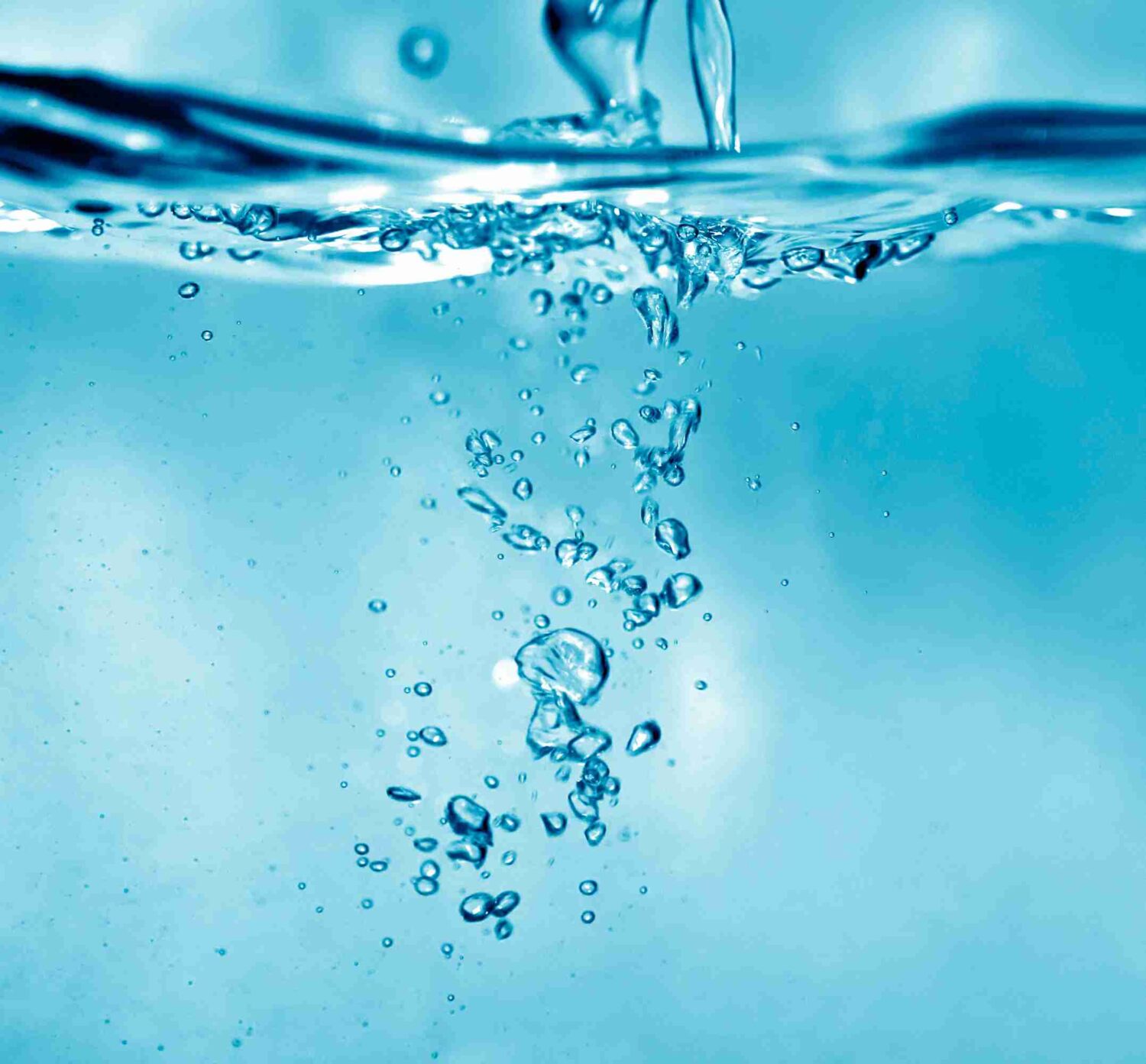 a cosa serve l'acqua essenziale