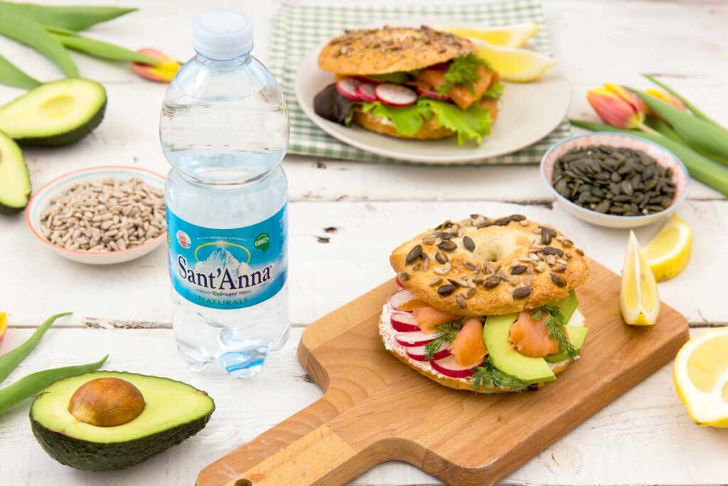 Springtime: Bagel con salmone e avocado