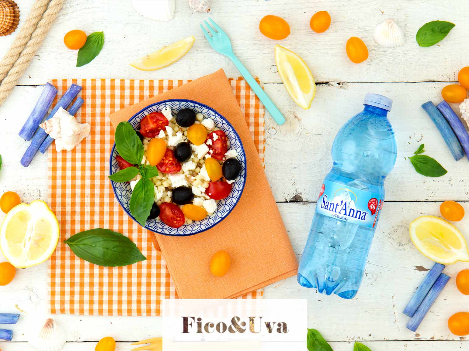 Insalata estiva in barattolo: la salad in a jar con fregola e feta per la tua domenica al mare