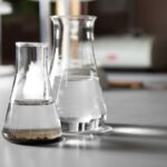 Acqua distillata o demineralizzata: proprietà, differenze e utilizzi