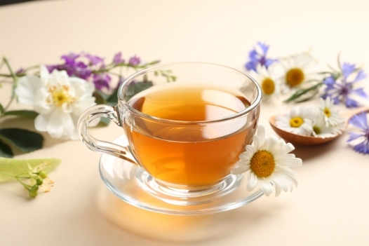 I benefici delle tisane: proprietà e caratteristiche per migliorare il benessere quotidiano
