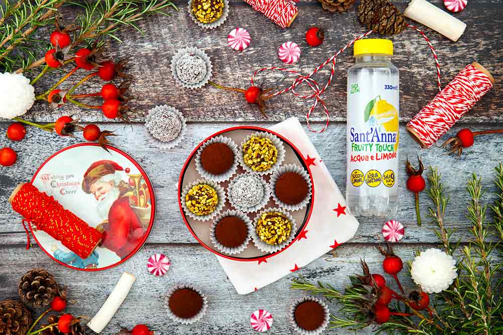 Tartufini al cioccolato e Sant'Anna Fruity Touch al limone: la ricetta per un dolce regalo homemade
