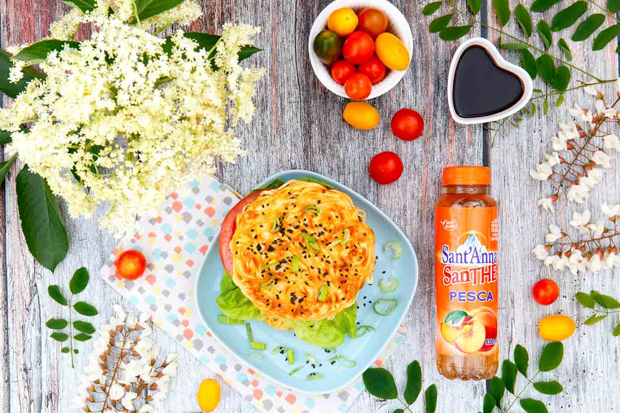 Ramen burger, la ricetta fusion che conquista al primo morso