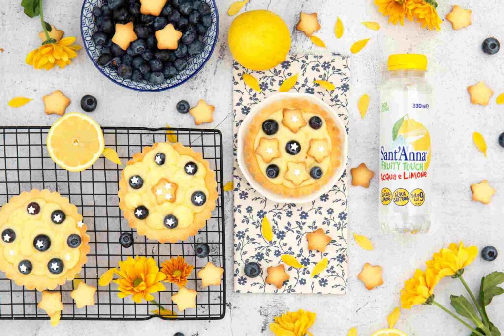 Mini tartellette al limone e mirtilli per celebrare la Notte di San Lorenzo